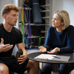 pszichológiai támogatás sportolóknak: sportoló és sportpszichológus konzultáció